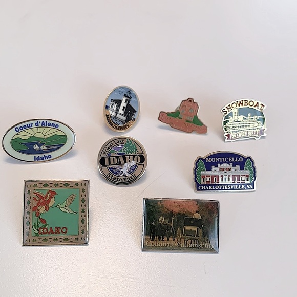 Eight Collectible souvenir travel pins Idaho Arkansas Virginia and more - Picture 1 of 10
